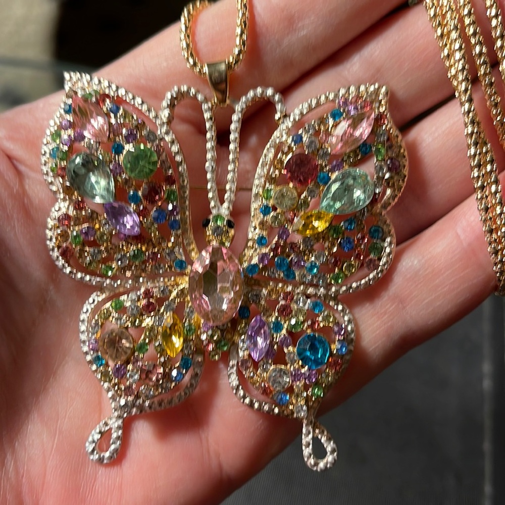 Butterfly brooch/necklace combo